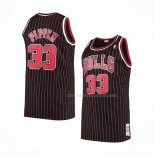 Maillot Chicago Bulls Scottie Pippen NO 33 Mitchell & Ness 1996-97 Noir